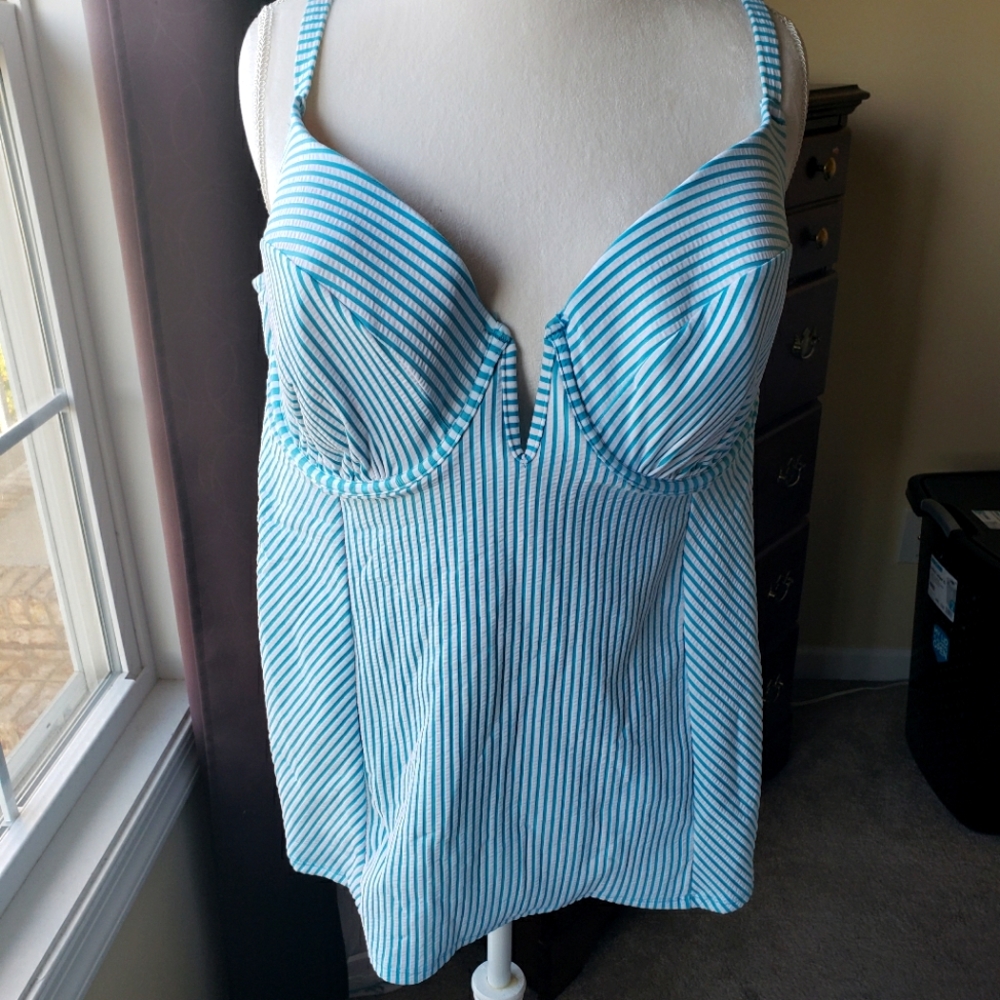 Swimsuit Top By Cacique
